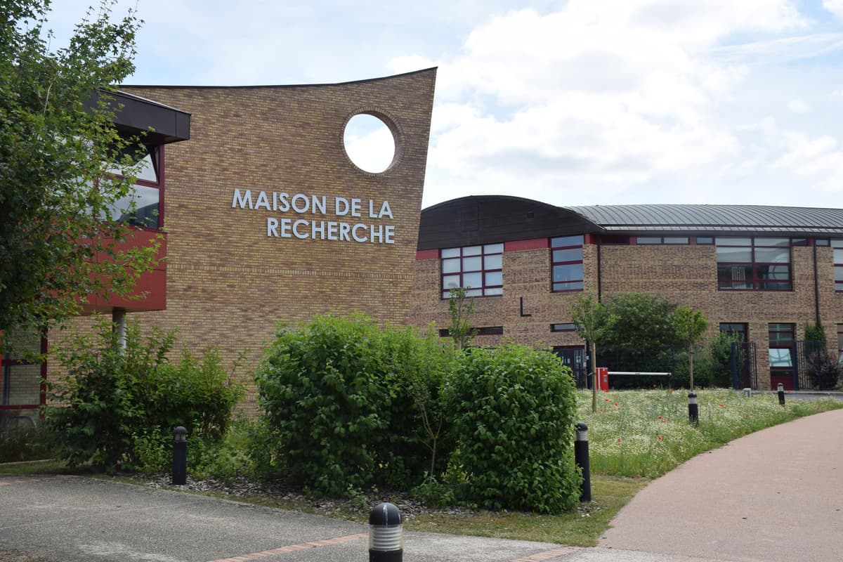 La Maison de la Recherche accueille le Laboratoire SHERPAS, l'encadrant de notre test clinique